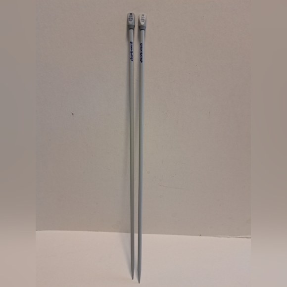 Susan Bates Quicksilver Knitting needles size 9 (5.5mm) J 14.25" long - Picture 2 of 3